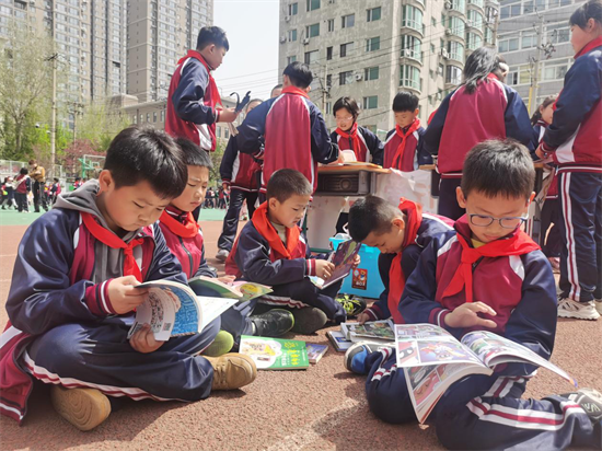沈阳铁路第四小学校园读书节暨首届“书来书往”跳蚤书市举办_fororder_教育跳蚤2
