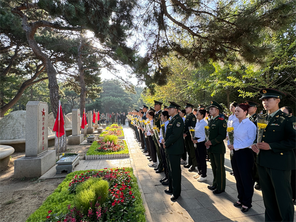 铭记历史再启幸福！沈阳市第六届国风集体婚礼举行_fororder_图片17