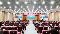 锦州医科大学举办2025年儿童青少年健康促进国际学术研讨会
