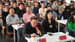 师小童长篇小说《雕塑师》新书发布会在沈阳举行