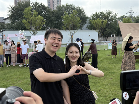 浑南区首届“喜结‘粮’缘”七夕集体颁证仪式举行_fororder_微信图片_20250829121407