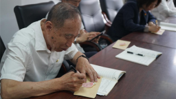 不忘初心 执笔寄情 辽宁公信集团党委开展主题党性教育活动