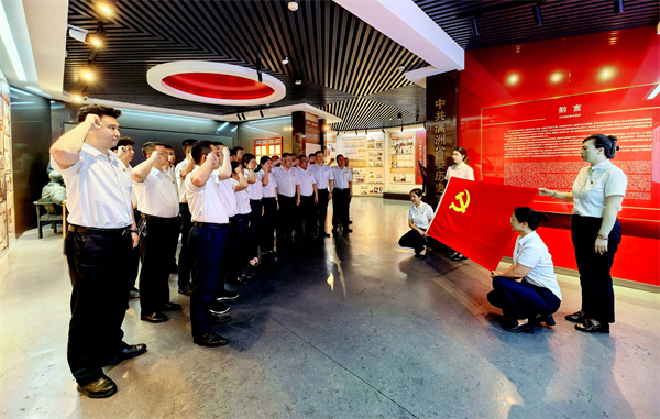 方大集团中兴商业：以奋斗之笔擘画发展新篇_fororder_中兴商业1