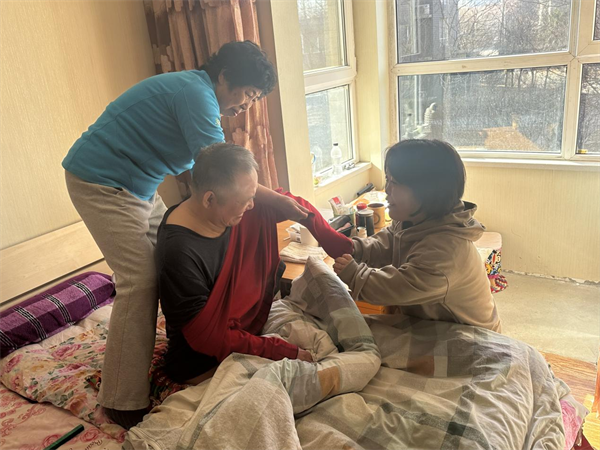 小个子，大能量！“辽宁省残疾人工作表现突出个人”全爱燕：助残零距离 服务有温度_fororder_黄非残联1