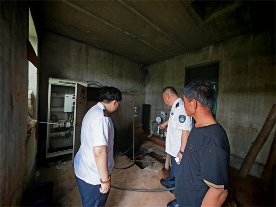 筑牢汛期“水防线” 沈阳市皇姑区卫健局深入一线保障农村供水安全_fororder_马静水