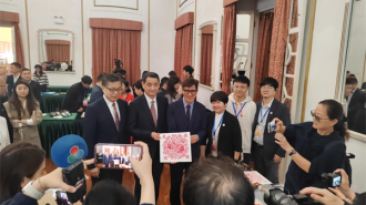 湖北美院携荆风楚韵走进港澳 以艺术为媒架起鄂港澳“连心桥”