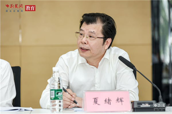 “钢铁脊梁”如何炼成？全国30家主流融媒探访武汉科技大学“硬核之路”_fororder_8d663149ea722eb3d8d2a9a8ee4e988c