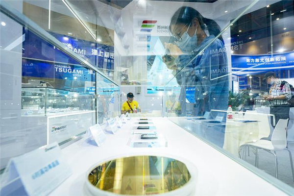 第20届“中国光谷”国际光电子博览会举行_fororder_微信图片_20250515092331