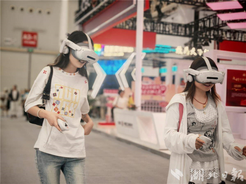 湖北加快建设世界知名文化旅游目的地_fororder_04965ee932a34893baf43b4584ee8152
