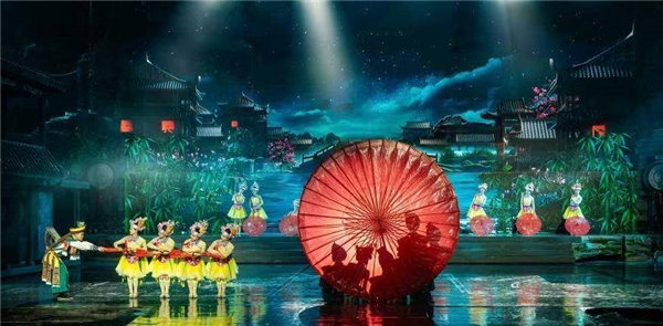 腾龙洞景区荣登全国5A景区品牌传播力百强榜_fororder_002a2059b44f46a1818a214357b52e30