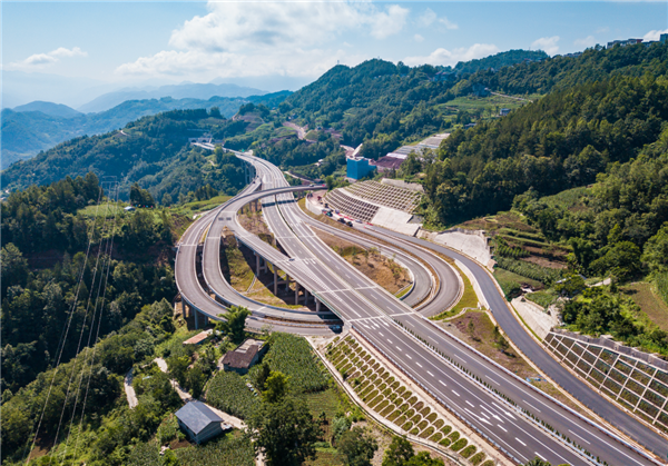 重庆巫云开高速公路全线建成通车_fororder_图片18