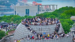 宜昌“五一”满城顶流！境内外游客量激增