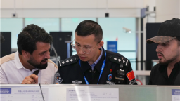 “免签客”占比过半 武汉口岸出入境人数提前两月超去年全年总量