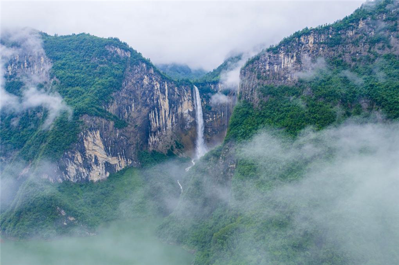 湖北恩施：雨后峡谷似仙境_fororder_20250813a246eda101e24d6d8919205e71c0b10e_f861dc26763a4ade8de316b0ceddb3d4