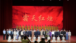 黄冈师范学院《霜天红烛》剧目走进宁夏 开展“高雅艺术进校园”活动