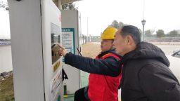 国网荆州供电公司：打出“组合拳” 春节“e畅行”