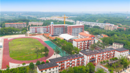 武汉江夏山坡高中复办：一座校园重生 圆了八乡十年梦