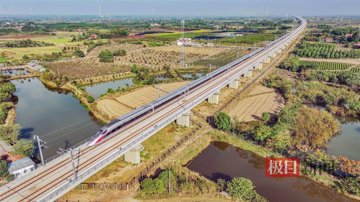 “飞”起来玩！湖北荆门运动休闲旅游搭上高铁快车