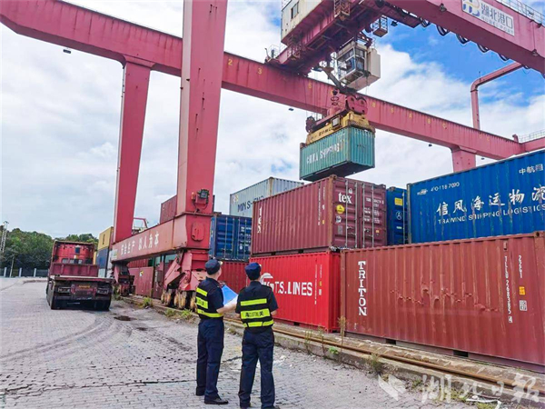 前8个月湖北省进出口增长27.3% 6个市州进出口值超200亿元_fororder_1
