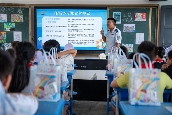 护航乡村学子盛夏安全 中交二航局工程师走进福州仙富村小学_fororder_图片28