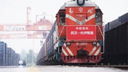 中欧班列（武汉）春节发行14列 出口产值超3亿元