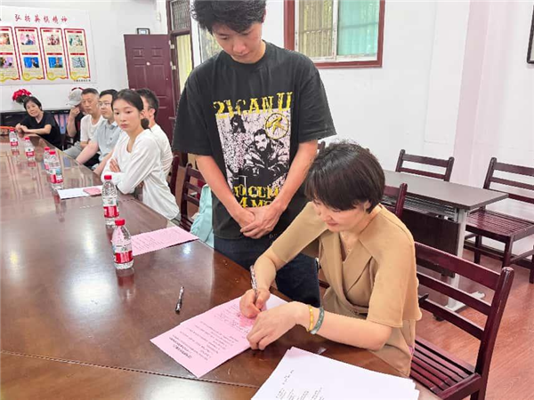 “青春足迹映初心 红色薪火代代传” 大学生红心宣讲团走进华师社区开展宣讲活动_fororder_图片38