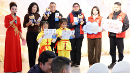 湖北钟祥：文明创建八载同行 志愿服务共迎新春