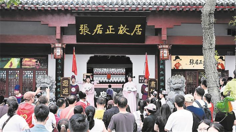 湖北A级景区接待游客2036万余人次 武汉上榜国内十大热门目的地_fororder_02