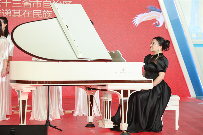 长江为媒中西和鸣！天河机场新年音乐会首演《遇见长江》_fororder_6