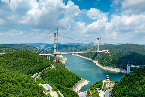 渑淅高速丹江小三峡特大桥成功合龙_fororder_图片22