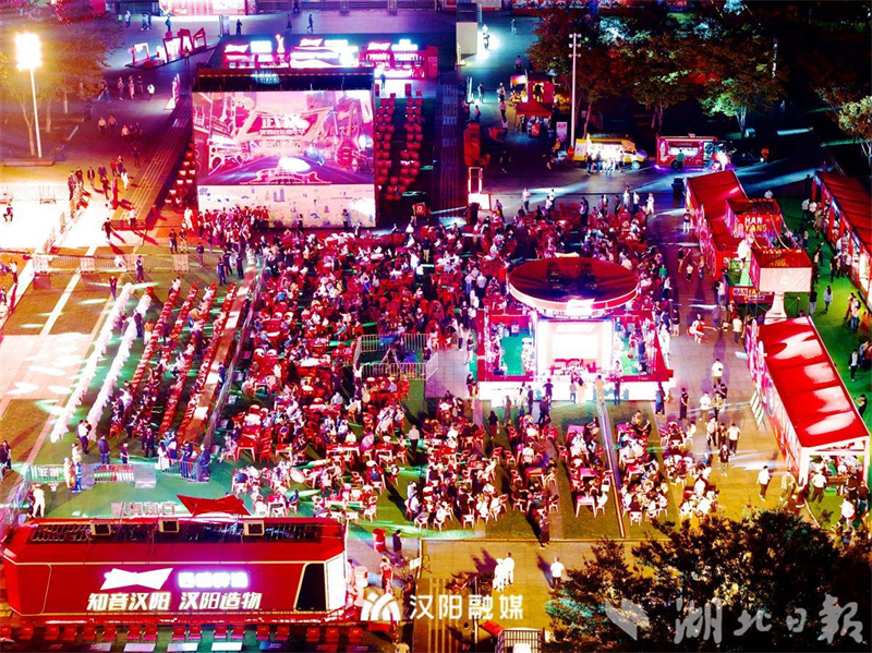 突破400亿元！国庆中秋假期前6天湖北省消费市场热力十足_fororder_425be779d6b7413fb81b772cad663b9b