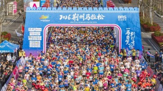 四万跑友掠过春天的咸宁仙桃荆州