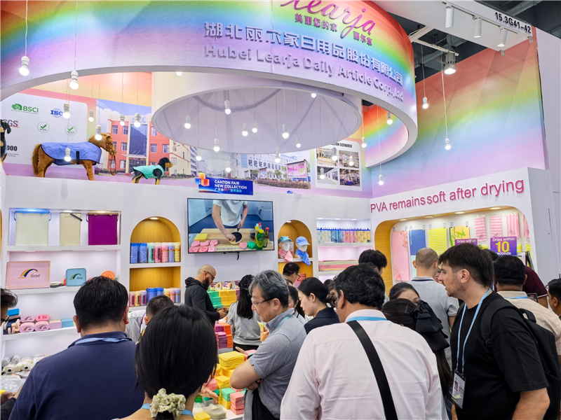 【请总网老师送三审】创新驱动赢全球青睐 广交会一期湖北造狂揽2亿订单 【请总网老师送三审】创新驱动赢全球青睐 广交会一期湖北造狂揽2亿订单_fororder_图片43