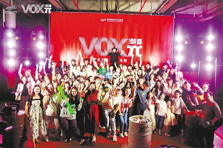 90后及00后成“五一”旅游绝对主力 魅力宜昌吸引年轻派_fororder_微信图片_20250507094003