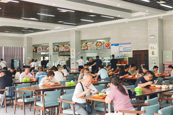 “粽”情赤壁，暖心就餐！赤壁政府食堂 “宠粉” 再升级_fororder_图片1