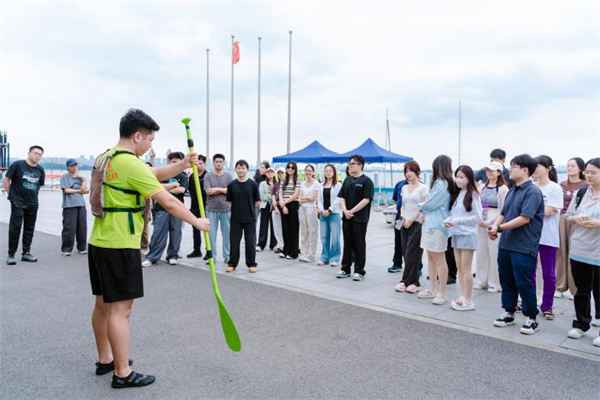 中南电力和湖北文旅50余青年开展主题团日活动