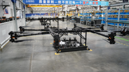 湖北：“车谷造”新无人机可载重200公斤