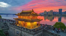 千年古城VS现代狂欢 襄阳打造盛夏“水陆诗”立体亲子游