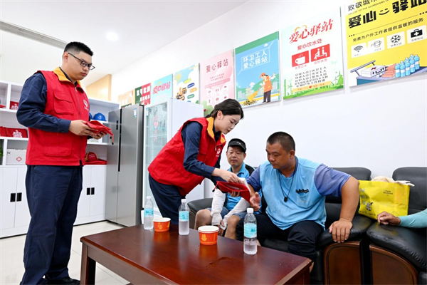 湖北孝感：“歇脚点”变“守护站” 助力户外劳动者清凉度夏_fororder_图片6