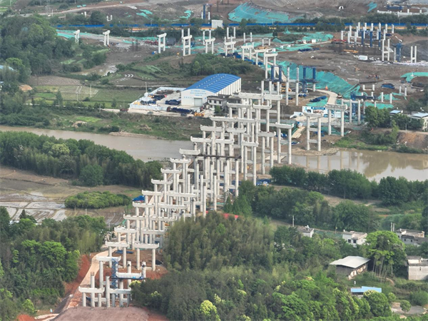 中建二局华中公司：用汗水铸就城市新貌_fororder_图片1