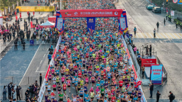 国网武汉供电公司护航2025光谷马拉松科技赛道