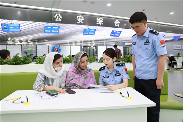 文旅魅力叠加政策便利 湖北宜昌出入境客流提速增长_fororder_图片32