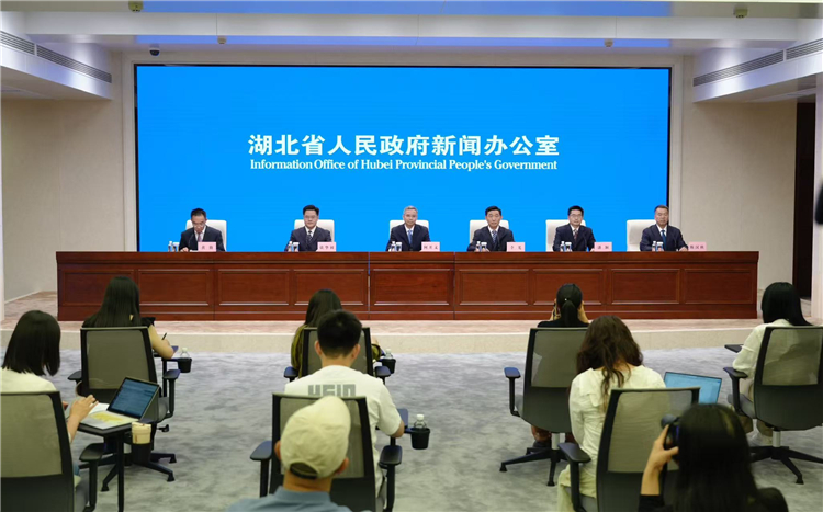 如何高标准建设美丽湖北？ 六大行动18项任务画出路线图_fororder_e62fa0f0e7da1344b8f4231479fc4c30