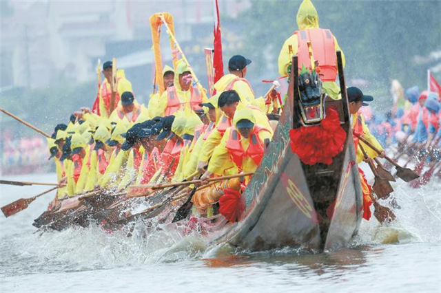 龙舟竞渡 楚韵传情 知音湖北端午文化焕发新活力_fororder_01