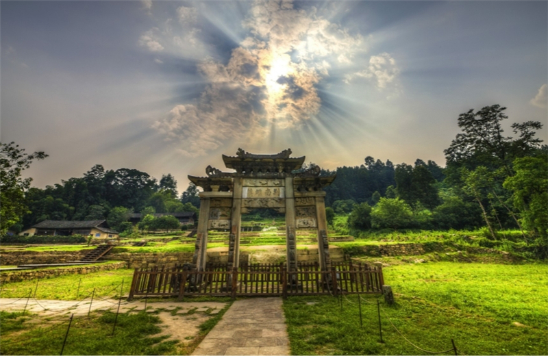湖北恩施：以大旅游对接大世界_fororder_LOCAL17529827780988E5OMUOPXB