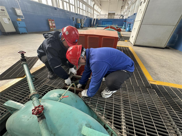 960人全天候备勤!武汉市“水管家”春节用“敬业福”换市民“用水福”