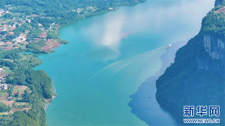 湖北恩施：清江山水间的诗和远方_fororder_20250819fae12e5d47b5446c9f27d04e476ca05d_20250819b01dcbd3af16480480a386fa95f36357