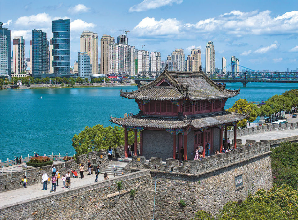 解码文化自信的城市样本|文润铁打赋长歌——解码古城襄阳的文化自信样本