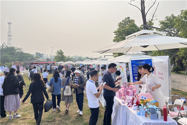 湖北旅游景区产品对接活动在三国赤壁古战场举行_fororder_图片2