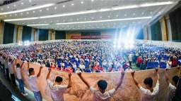2025年荆楚新教师岗前培训温情落幕 播种希望共赴教育征程
